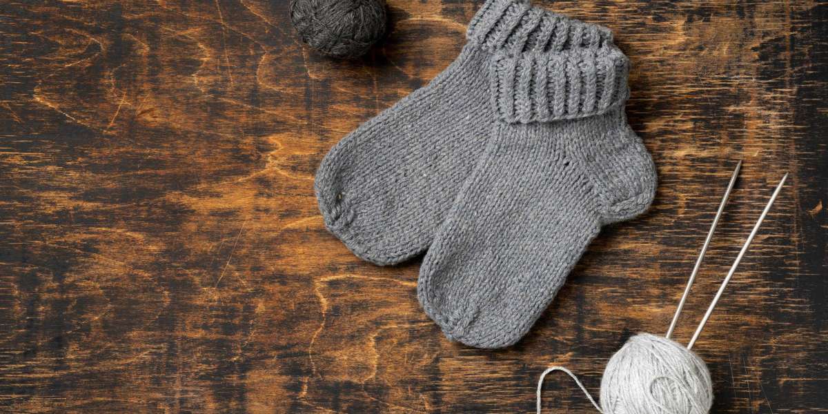 How to Knit Socks Toe-Up