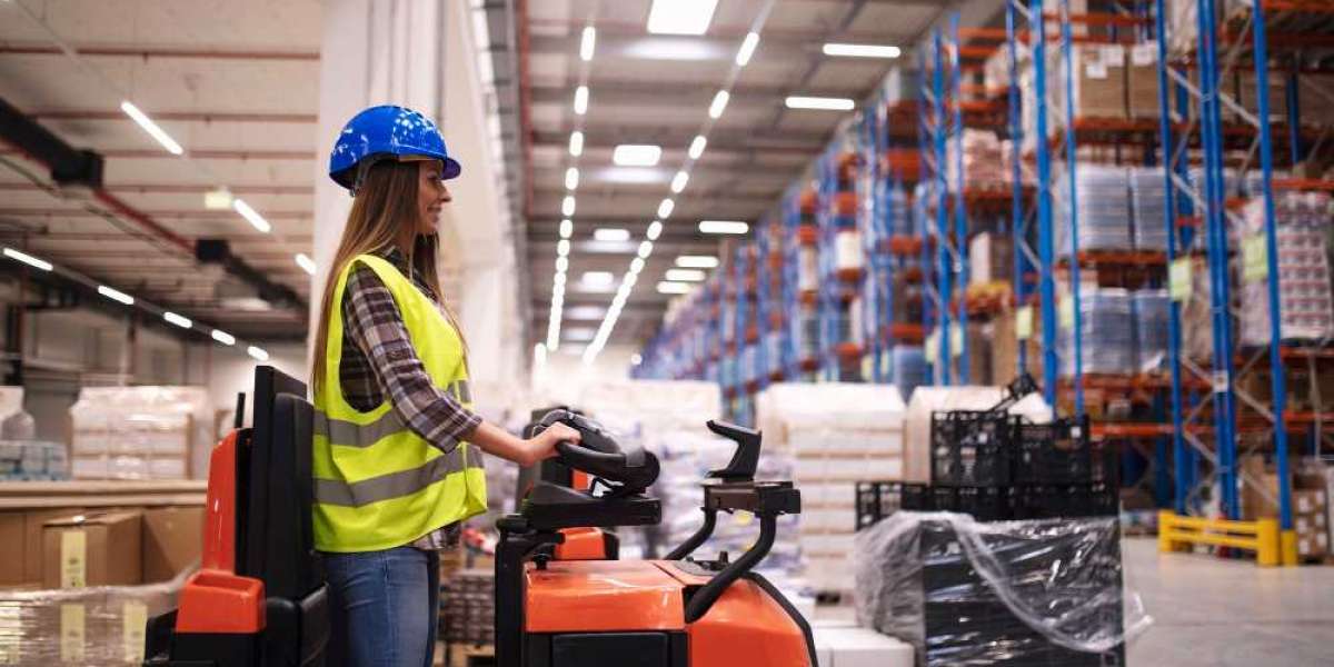 Empowering Warehouse Efficiency: The Rise of Electric Pallet Trucks
