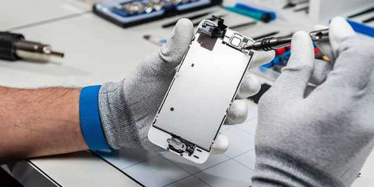 10 Tips for Choosing the Right Mobile Repair Services Dubai