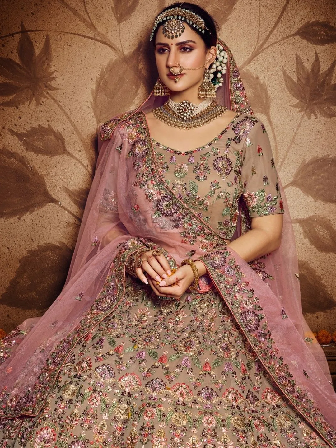 A Guide to Buying Designer Bridal Lehenga Cholis Online | Indian Wedding Saree