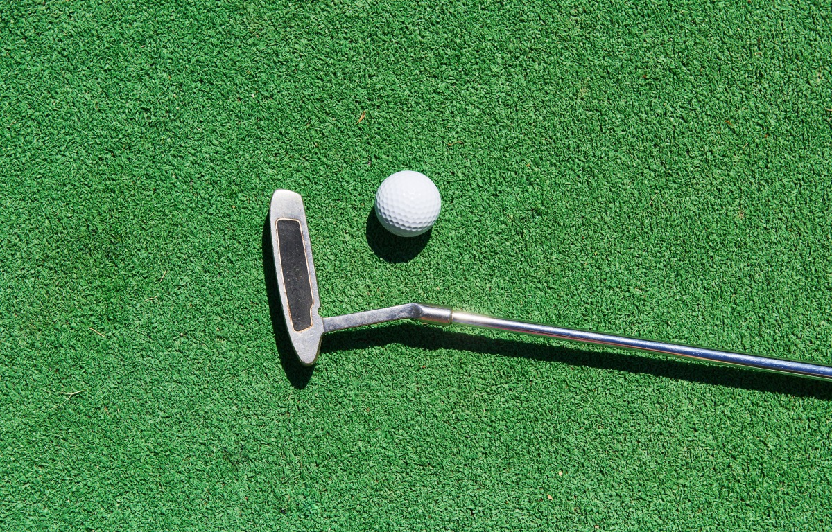 Benefits of Artificial Golf & Tennis Turf for Durability & Play – Site Title